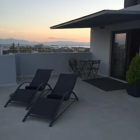 Stylish Seaview Rooftop 게스트하우스 *